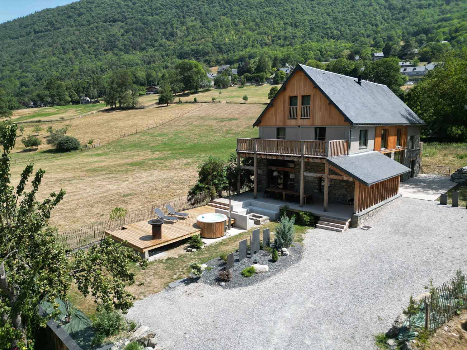 Chalet Casteret Guchan